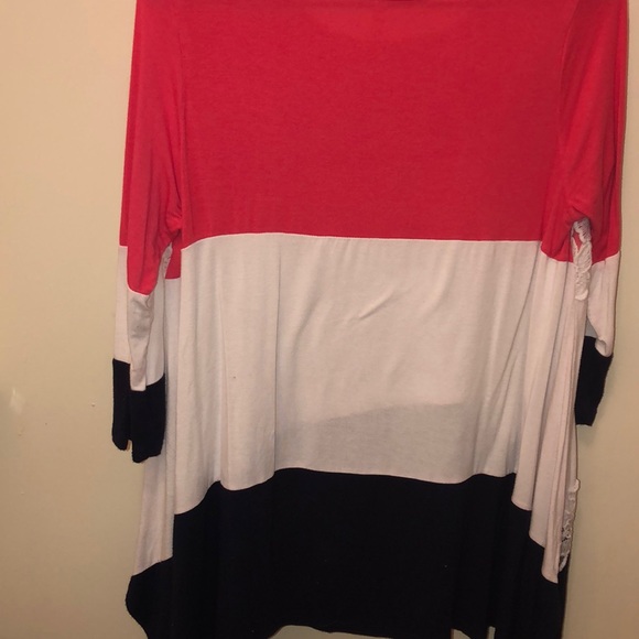 Boutique top!😋😋 - Picture 3 of 7